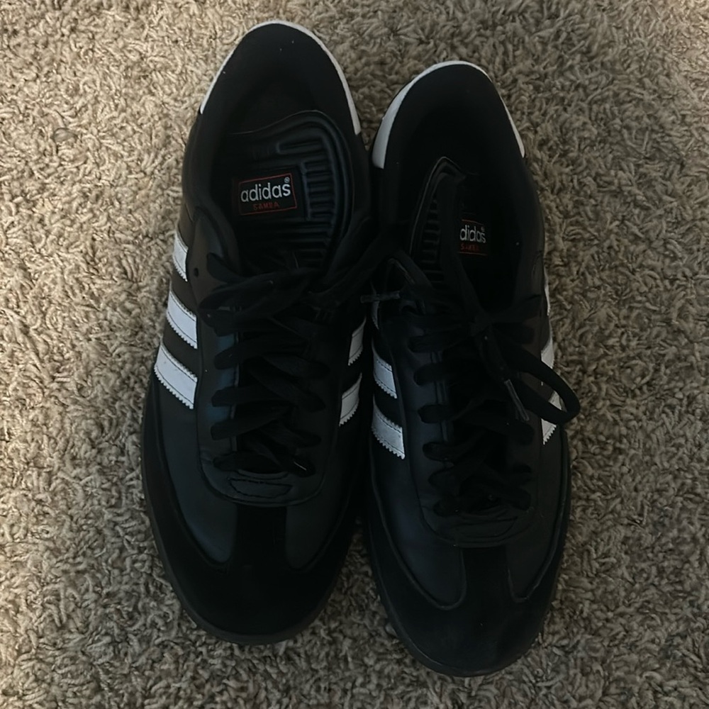 Black Sambas size 7.5 mens/9 womens